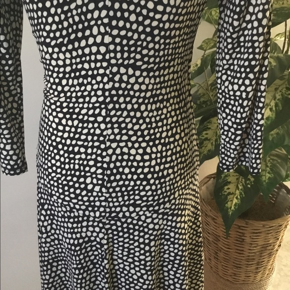 RONNI NICOLE BEAUTIFUL DRESS/ SIZE6 - Picture 6 of 6